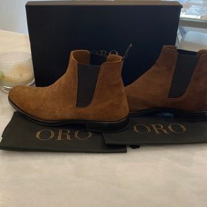 ORO Chelsea boot in cognac color.